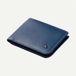 Bellroy Hide & Seek LO (More Colors Available) Mens