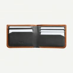 Bellroy Hide & Seek LO (More Colors Available) Mens