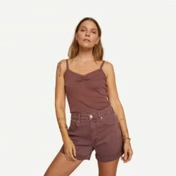 AMO Tomboy Cuff Short - Bloodstone