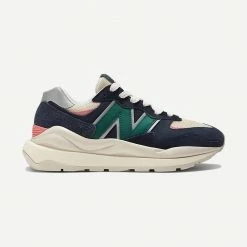 New Balance U5740CNN